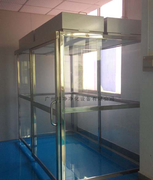 潔凈棚FFU的箱體和高效過濾器采用分體式設計,安裝,更換高效更方便。