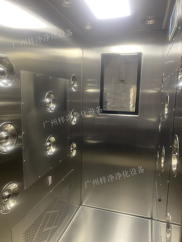 高端滿焊接風淋室產品內結構 高端滿焊接風淋室產品內結構